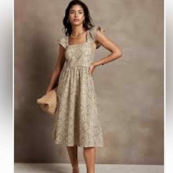 Banana Republic Dresses & Skirts - Banana Republic Women's Tan Paisley Print Tie Back Dress Size M - NWT MSRP $120